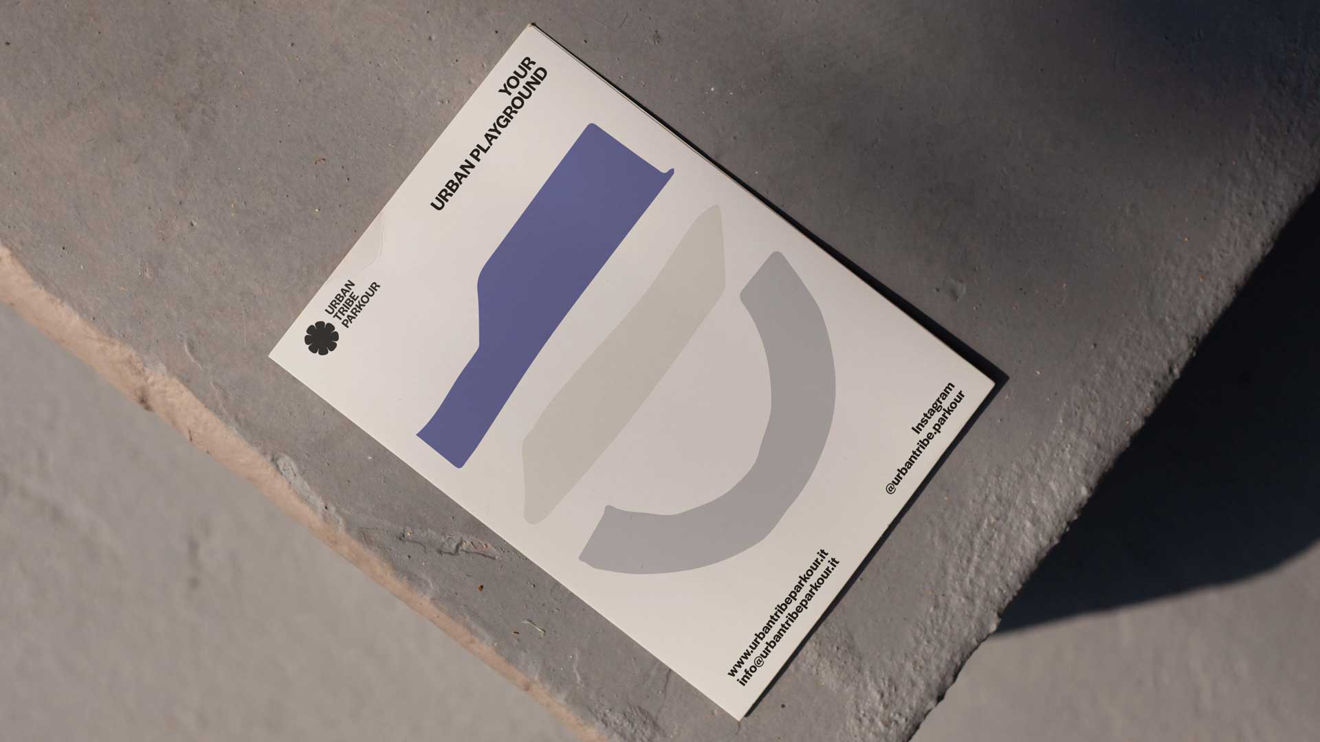 Una card con delle illustrazioni geometriche di urban tribe parkour